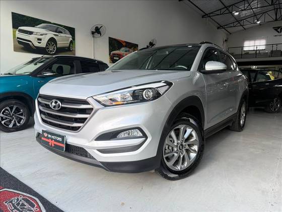 HYUNDAI TUCSON 1.6 16V T-GDI GASOLINA GLS ECOSHIFT HYUNDAI TUCSON 1.6 16V T-GDI GASOLINA GLS ECOSHIFT